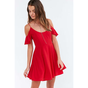 UO Kimchi Blue Cold Off Shoulder Fit & Flare Mini Dress 0 Red Skater NWT